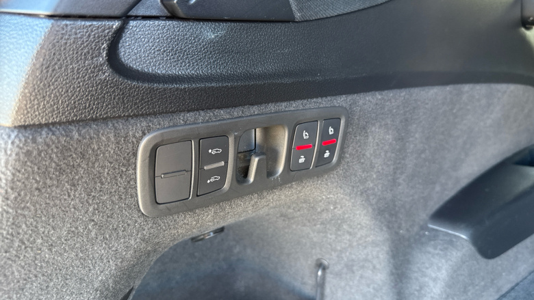 Audi Q7 50 TDI Quattro S Line 5dr Tiptronic Diesel Estate